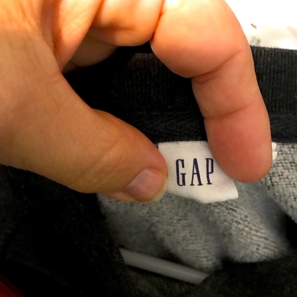 Old Navy Pullover - Picture 5 of 5